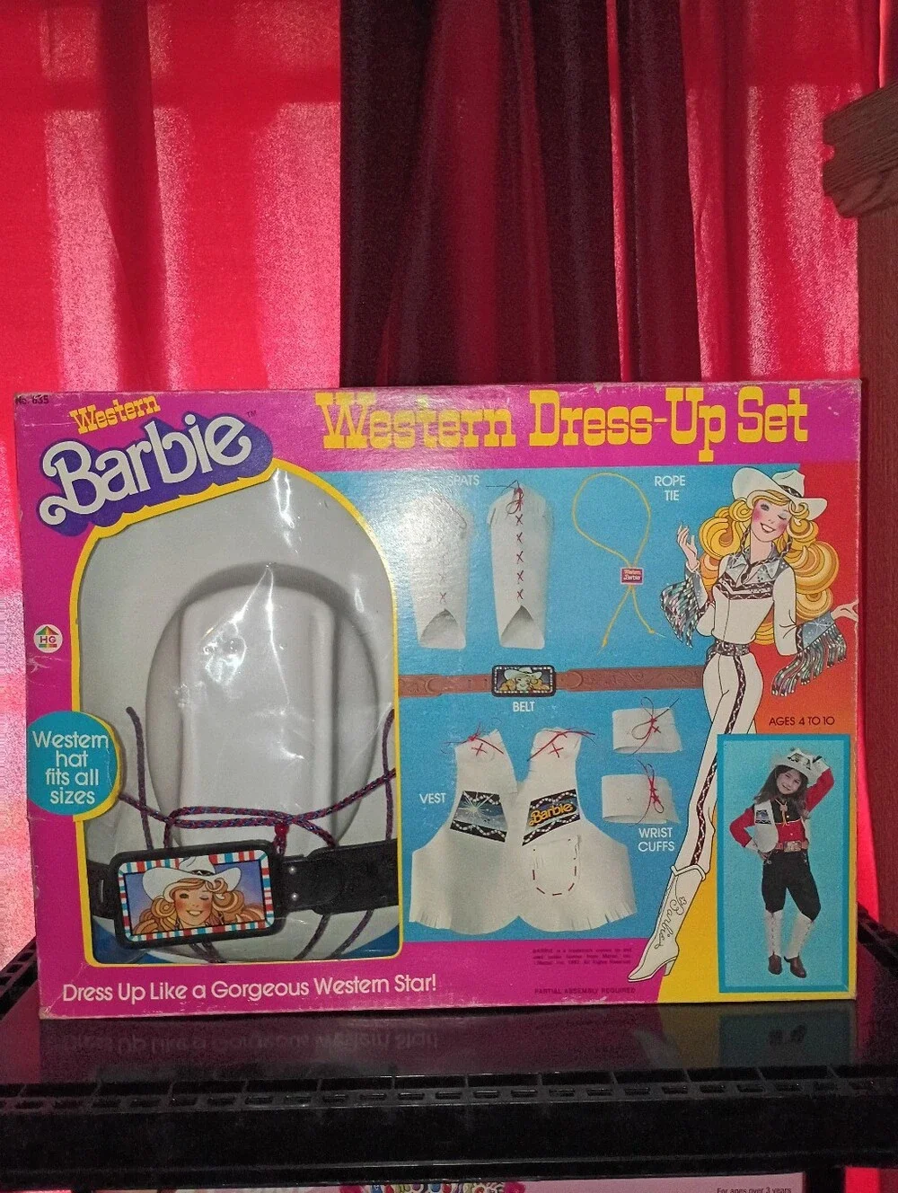 UNOPENED VTG 1981 Barbie Western Dress-Up Set